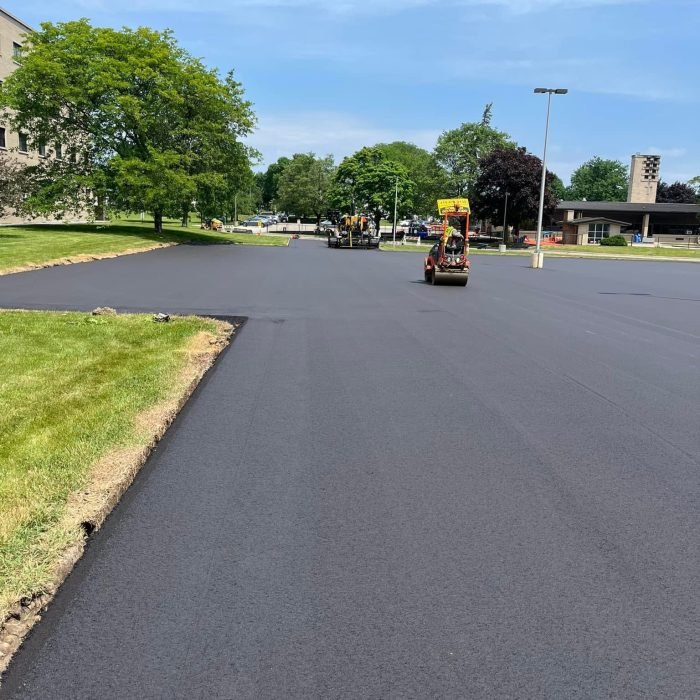 Asphalt Parking lot Paving In Salt Lake City Utah